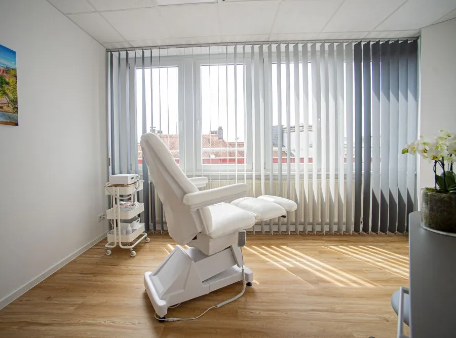HydraFacial in der Praxis Dr. Moghaddam